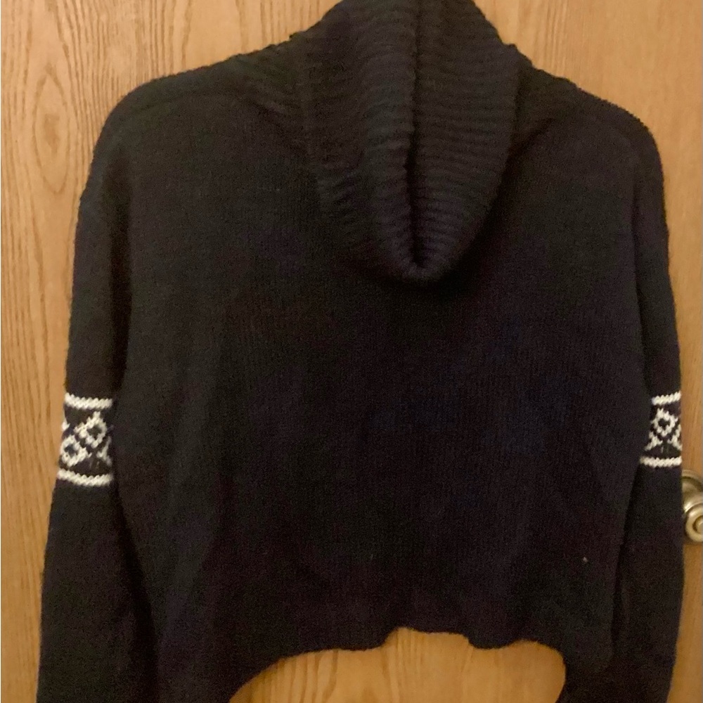 Derek Heart Black Hooded Sweater with White Pattern